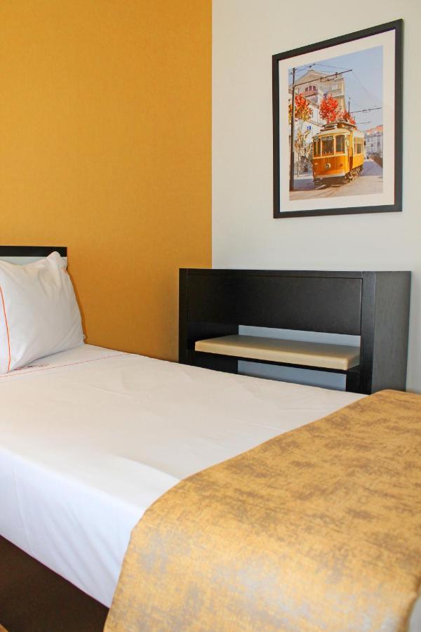 Vivacity - & 4* Oporto